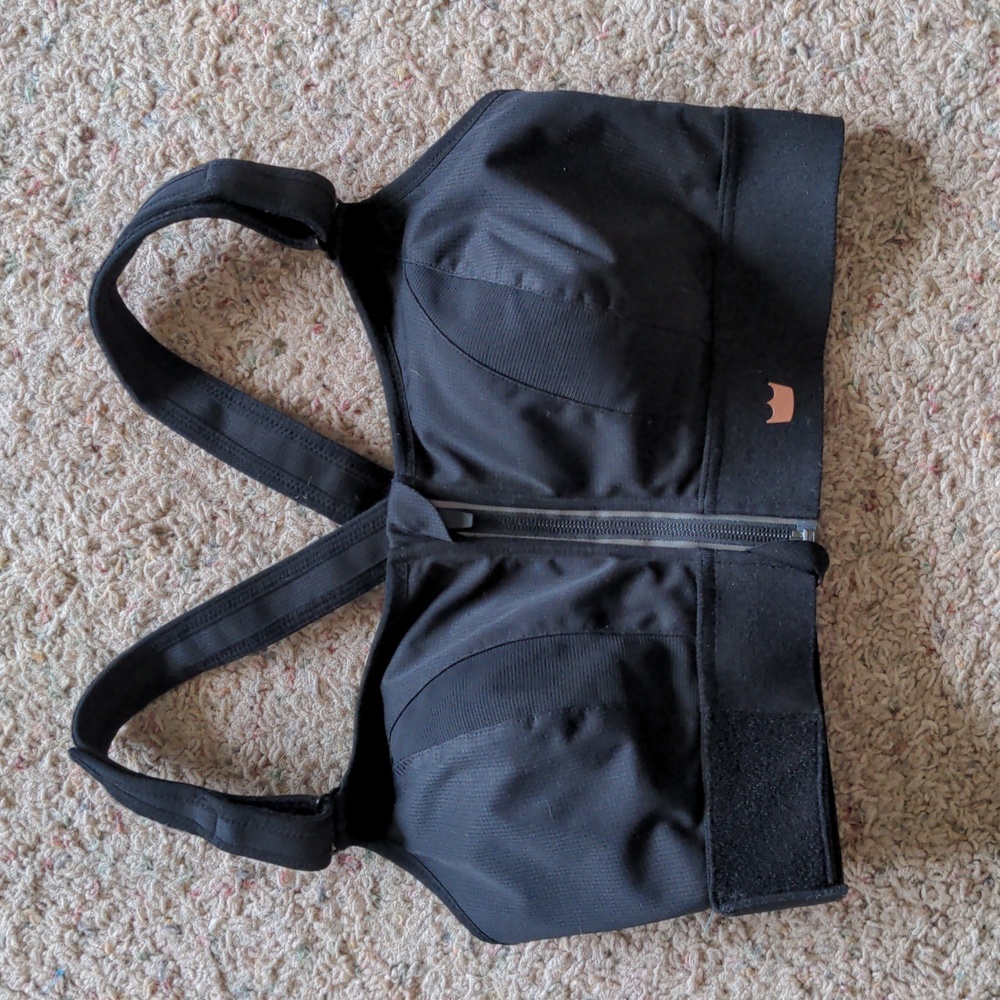 Shefit Ultimate sports bra, size 1 Luxe. Brand New.